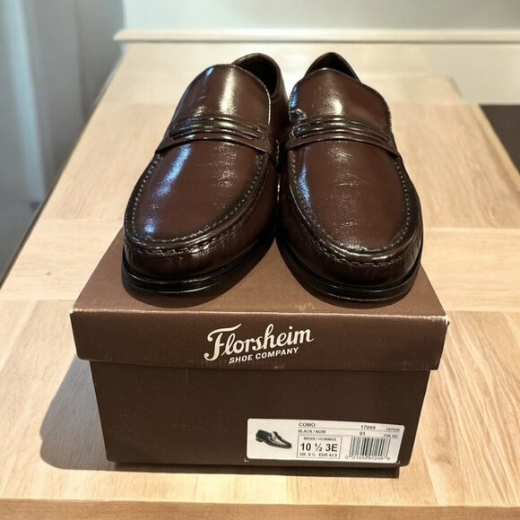 Florsheim Como Moc Toe Strap Loafer | 3E Extra Wide | Black Cherry | Size 10.5 - Picture 9 of 10